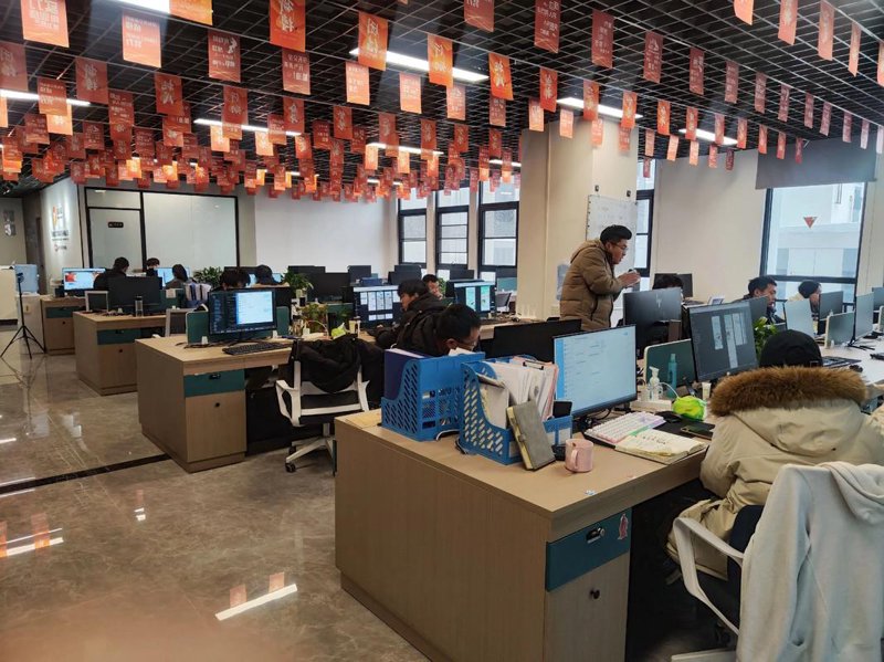 智能硬件定制：新时代科技的桥梁